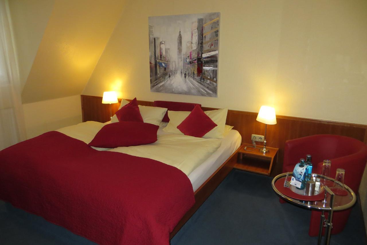Burghotel Muenzenberg Zewnętrze zdjęcie