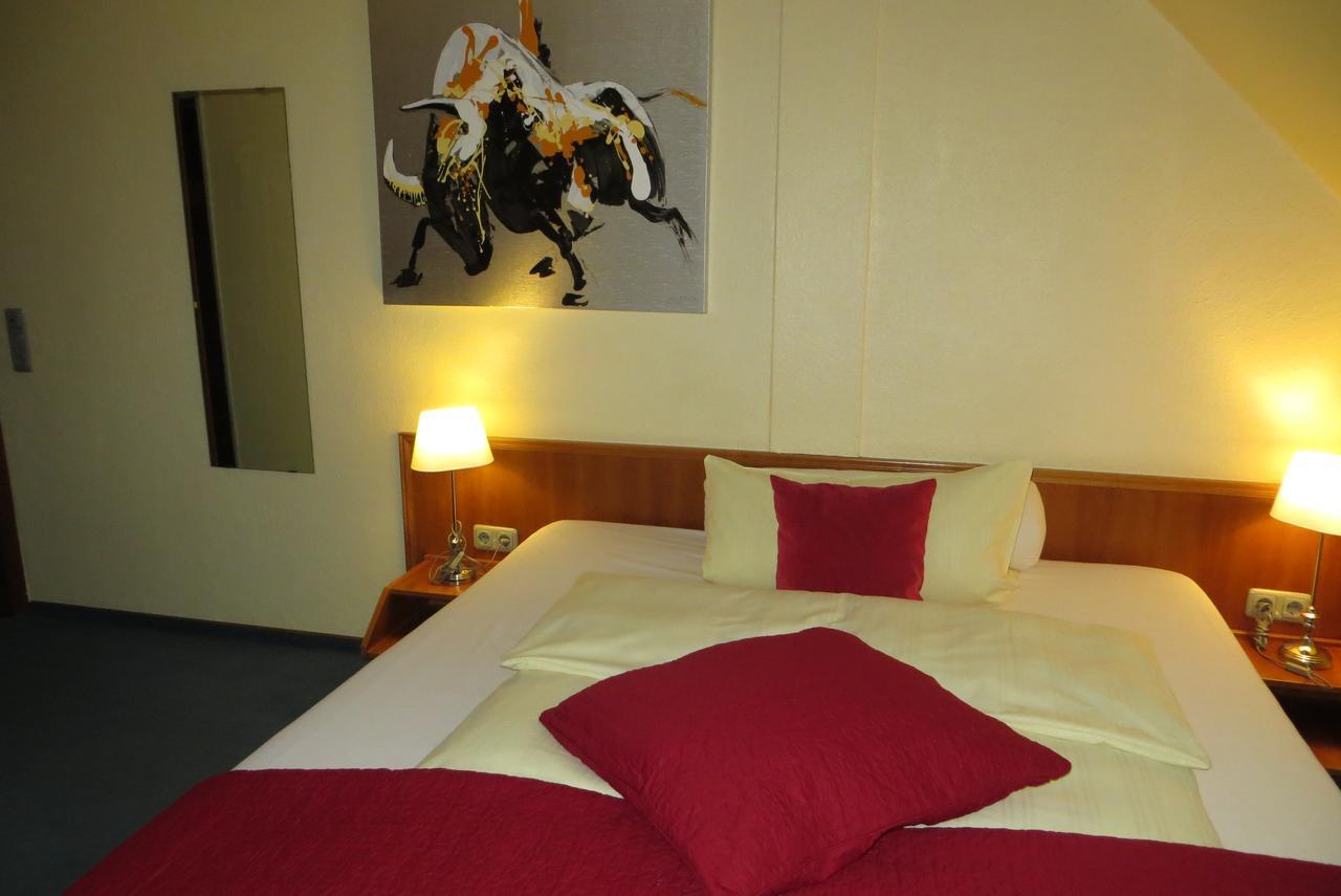 Burghotel Muenzenberg Zewnętrze zdjęcie