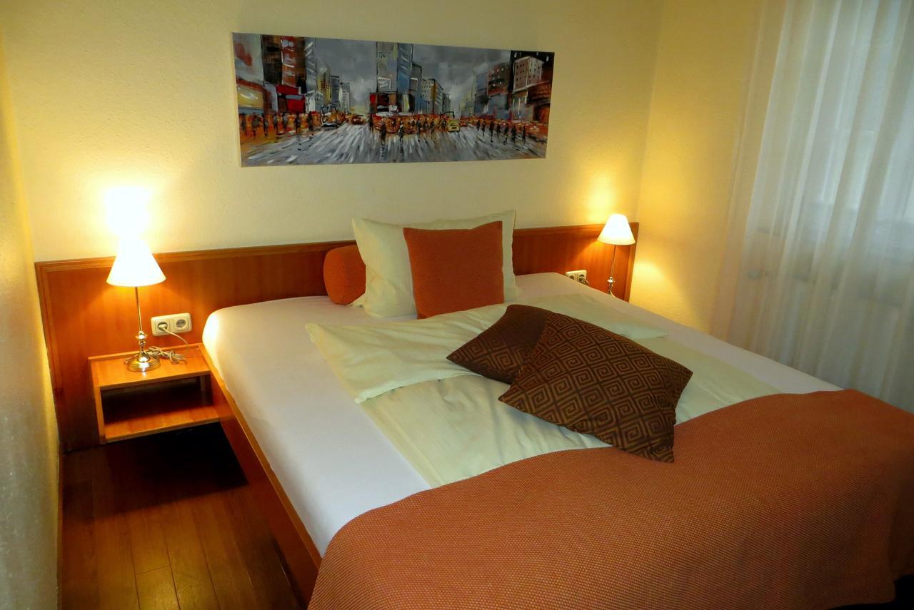 Burghotel Muenzenberg Zewnętrze zdjęcie