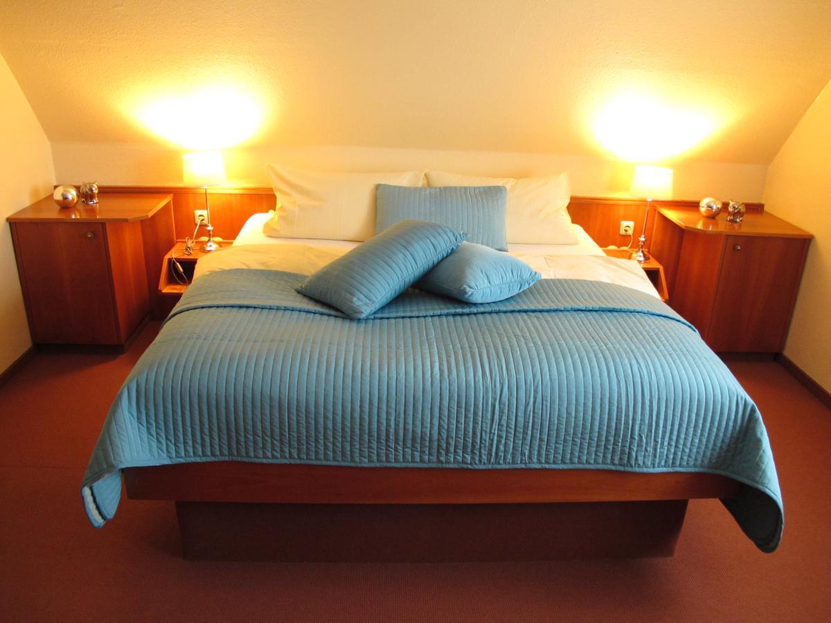 Burghotel Muenzenberg Zewnętrze zdjęcie
