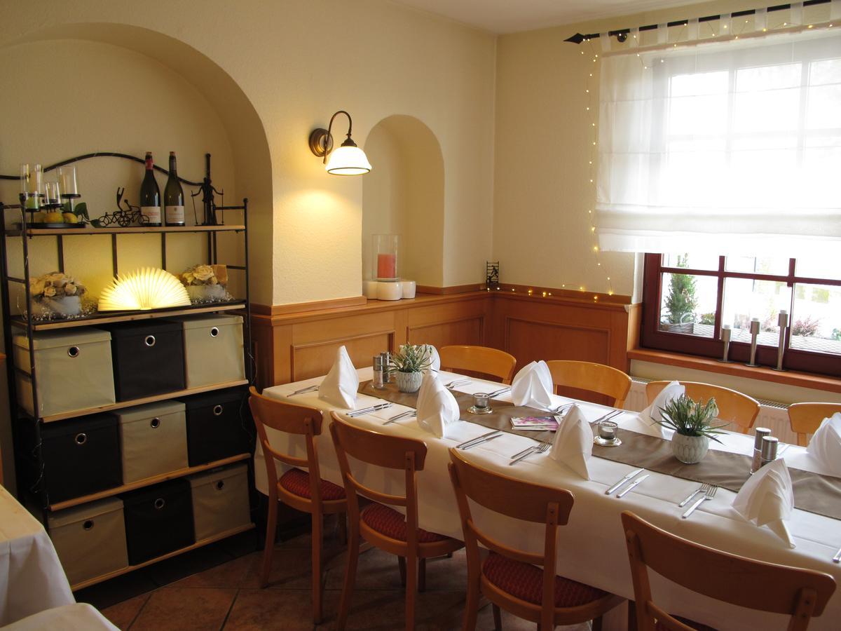 Burghotel Muenzenberg Zewnętrze zdjęcie